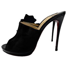 Christian Louboutin Submuline Mules en daim noir avec application florale 36.5 Noir