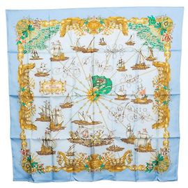 Hermès Hermes Carre 90 VOILES DE LUMIERE Schal Hellblau