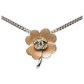 Collier Chanel Coco Mark Motif Trèfle Beige