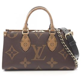 Bolsa 2-Way Louis Vuitton OnTheGo EW Chain Monogram Reverse Marrom