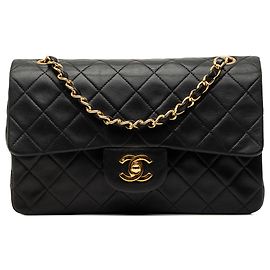 Chanel Black Small Classic Lambskin Double Flap Negro