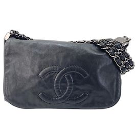 Borsa a tracolla Chanel in nero Nero