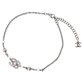 Colar Chanel Coco Mark com pérolas artificiais e strass Outro