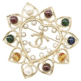 Spilla a cuore Chanel con strass e pietre colorate D'oro