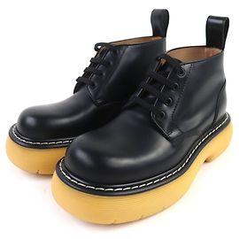 Botas de cano curto Bounce em couro Bottega Veneta Preto