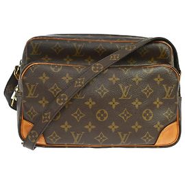 Louis Vuitton Nil Messenger Monogram Canvas 28 Marrom
