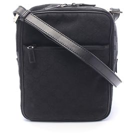 Bolsa de Ombro Gucci GG Canvas Preto