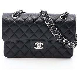 Borsa a tracolla Chanel Matelassé Double Flap Nero