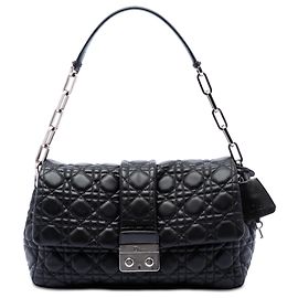 Borsa a tracolla Dior New Lock in pelle d'agnello Cannage nera Nero