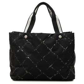 Borsa Tote Chanel Old Travel Line in Nylon Nero Nero