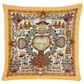 Hermès Lenço Hermes Carre 90 Decoupages Multicor Amarelo