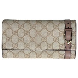Cartera larga Gucci Beige GG Supreme Beige