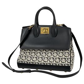 Borsa Studio Salvatore Ferragamo Nero