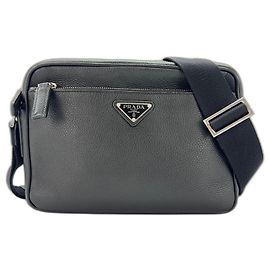Bolsa de ombro Prada preta Preto