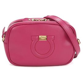 Bolsa de Ombro Salvatore Ferragamo em Pele de Bezerro Rosa Rosa
