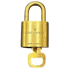 Louis Vuitton Padlock and Key Logo Metal medium D'oro