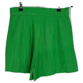 Sandro Shorts Grün aus Viskose Grün