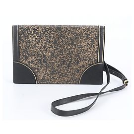 Bolsa de ombro em couro Saffiano com logótipo triangular Prada Marrom Preto
