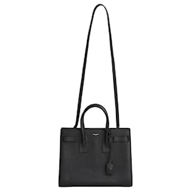 Yves Saint Laurent Saint Laurent Sac de Jour Shoulder Bag en cuir noir Noir