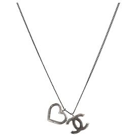 Chanel Colar Heart CC Silver Prata