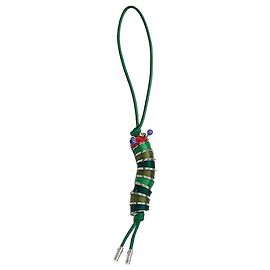 Dior Pingente de bolsa Caterpillar em couro de bezerro verde e latão com acabamento prateado Verde