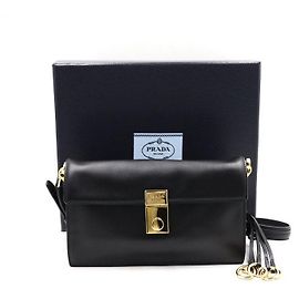 Prada Borsa a spalla e borsa a tracolla Multi Charm in pelle Soft Sound nera Nero