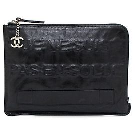 Chanel Clutch com fecho em pele de vitelo preta Preto