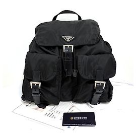 Prada Sac à dos en nylon avec logo triangle Noir Noir