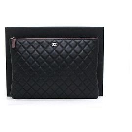 Chanel Classic Large Clutch aus schwarzem Lammleder mit silbernem CC Schwarz