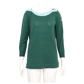 Moncler T-shirt de malha verde para mulher com logótipo no braço Verde