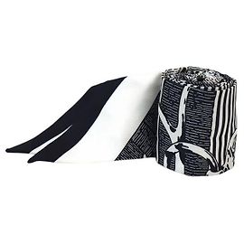 Hermès Lenço de seda preto Preto