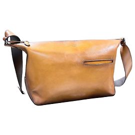 Berluti Sac Messenger Hobo en cuir avec fermeture éclair souple Tajour Marron