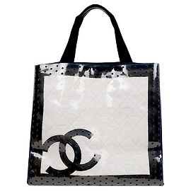 Chanel Borsa Tote Traforata in PVC Nero e Bianco Bianco