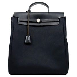Hermès Mochila cuadrada negra con estampado H Negro