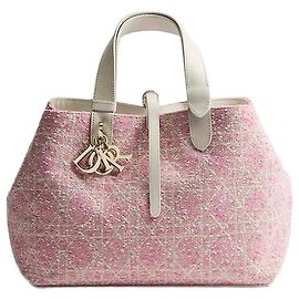 Dior Trotteur Medium Pink Tweed Motif Cannage Blanc Blanc