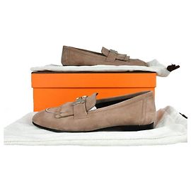 Hermès Suede Loafers Orange