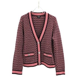 Chanel Kaschmir-Cardigan mit V-Ausschnitt und zwei Taschen Rot