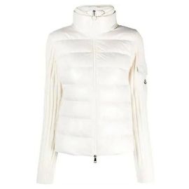 Moncler Wollcardigan mit Logo-Patch und Steppung Weiß