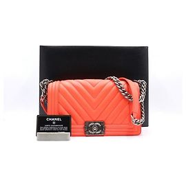 Chanel Boy Chevron Medium Flap Silver Chain Shoulder Bag Red