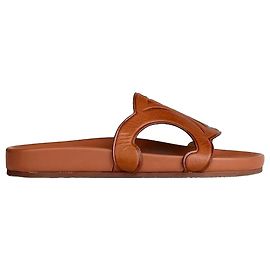 Céline Sandalia Triomphe de piel de becerro curtida vegetalmente Tan Castaño