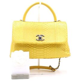 Chanel Borsa Tote Media Python Coco Handle Vintage Silver con Tracolla a Catena Giallo