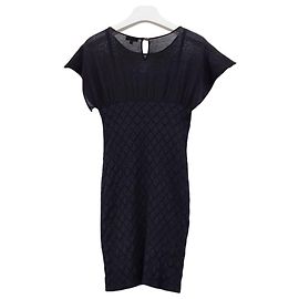 Chanel Gestepptes Strickkleid in Schwarz Schwarz