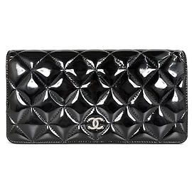 Chanel Cartera larga clásica de charol Khaki Castaño