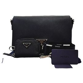 Prada Borsa a tracolla in pelle Saffiano nera Nero