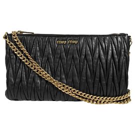 Miu Miu Borsa a tracolla clutch con catena in pelle Nappa matelassé Nero Nero