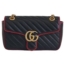 Gucci Bolsa de Ombro Marmont Matelassé Preto