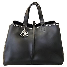 Dior Sac Tote en cuir de veau clouté noir inutilisé Noir