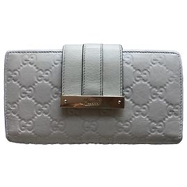 Gucci Guccissima wallet in light beige leather Beige