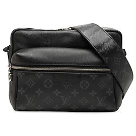 Louis Vuitton Black Monogram Taigarama Outdoor Messenger Nero