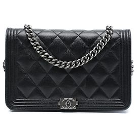Chanel Black Quilted Caviar Boy Wallet on Chain Nero